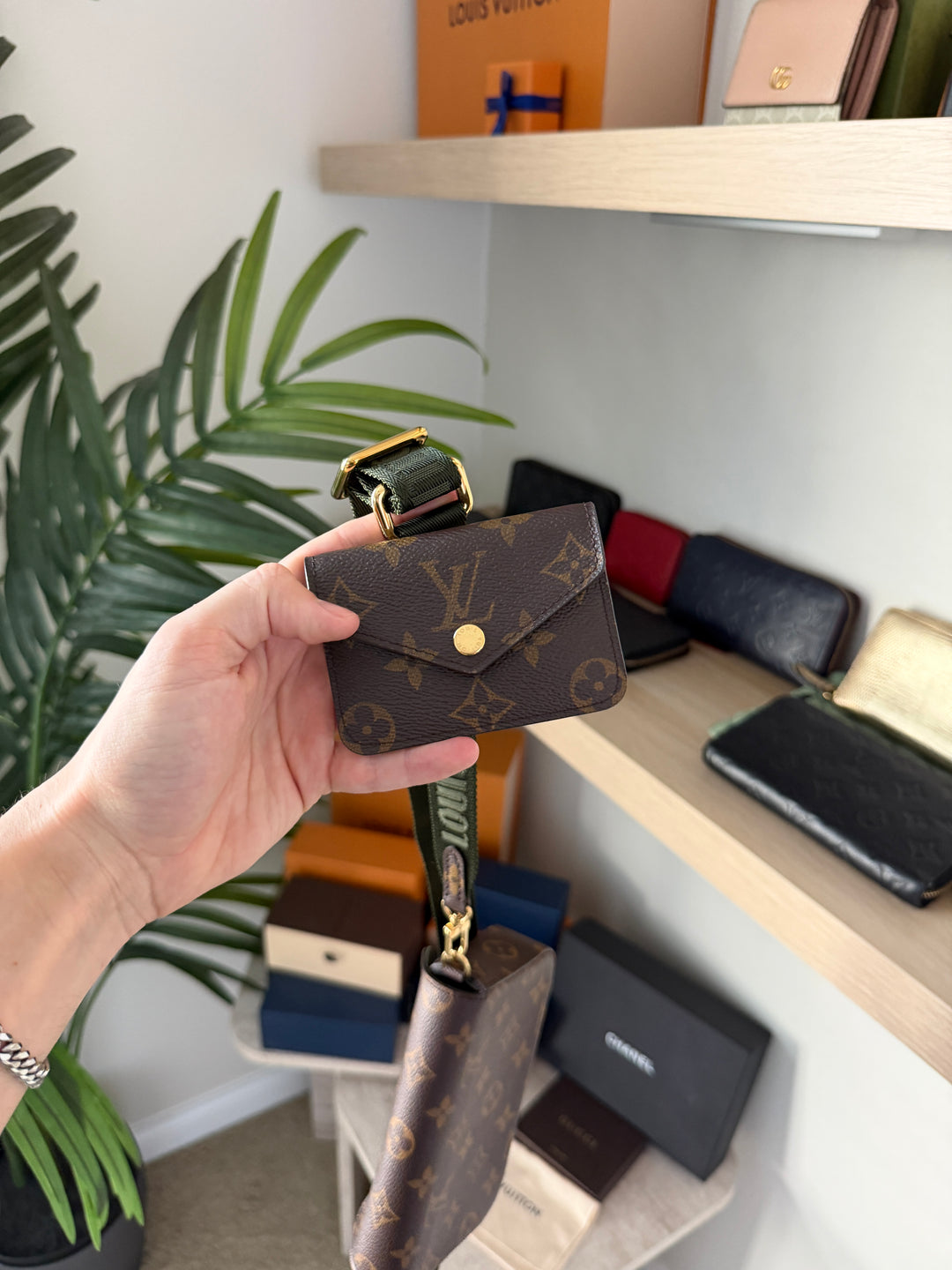 Louis Vuitton Monogram Multi Pochette Felicie Crossbody Bag Brown w/Full Inclusion QAS13