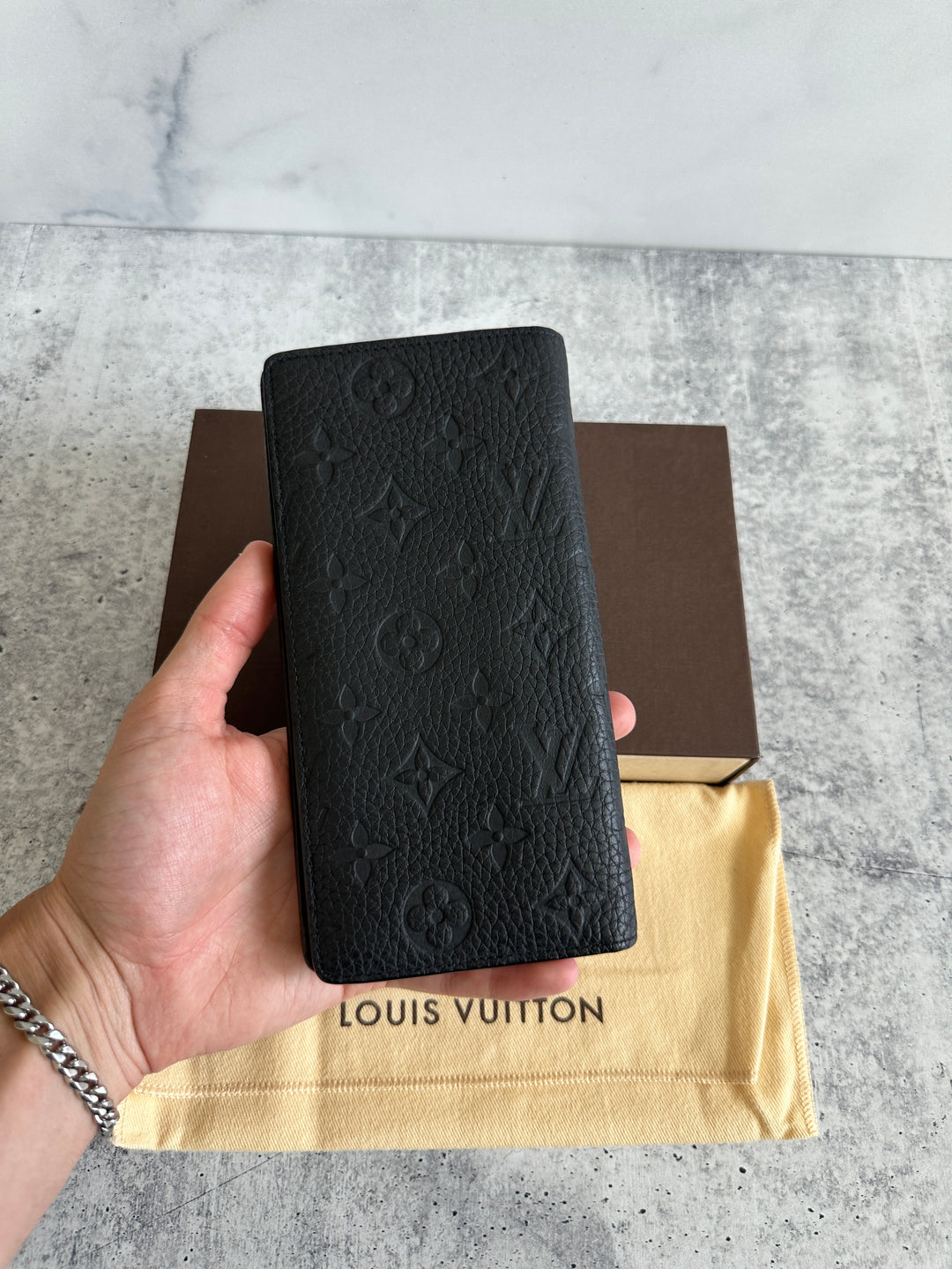 Louis Vuitton Monogram Shadow Noir Black Brazza Long Travel Bifold Wallet CA2