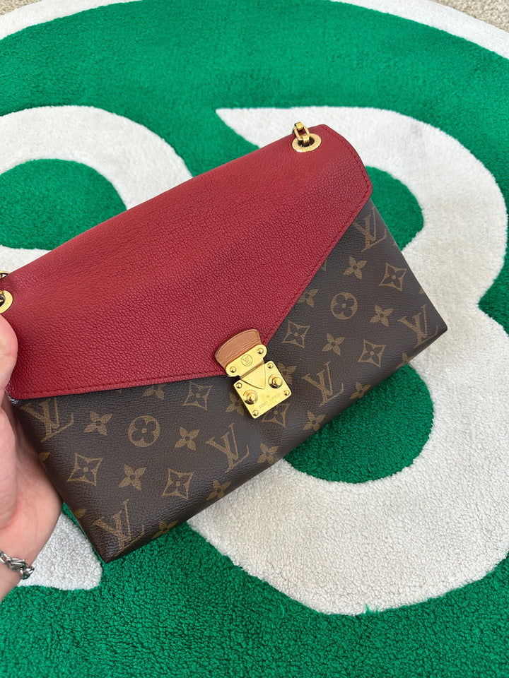 Louis Vuitton Monogram Pallas Chain Shoulder Bag Brown x Red PR55