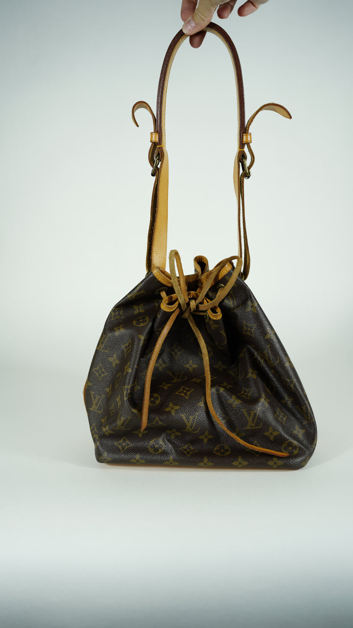 Louis Vuitton Monogram Petit Noe Shoulder Bag SF32