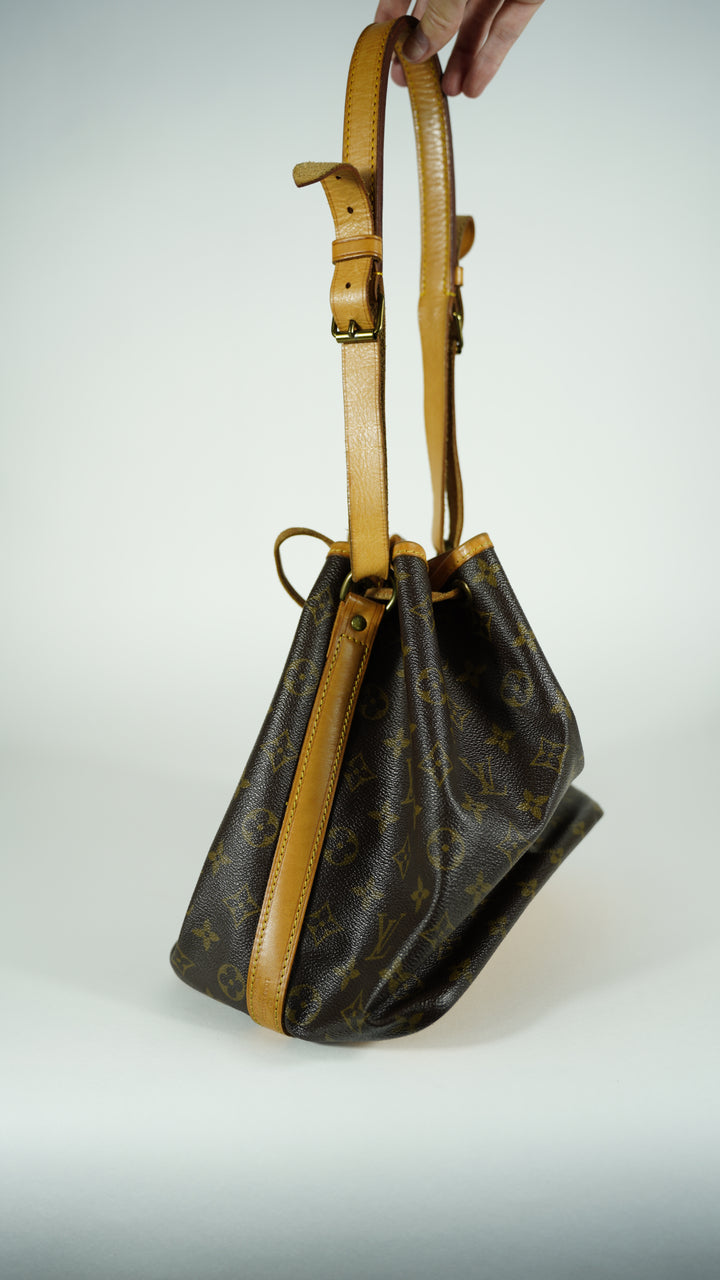 Louis Vuitton Monogram Petit Noe Shoulder Bag SF32