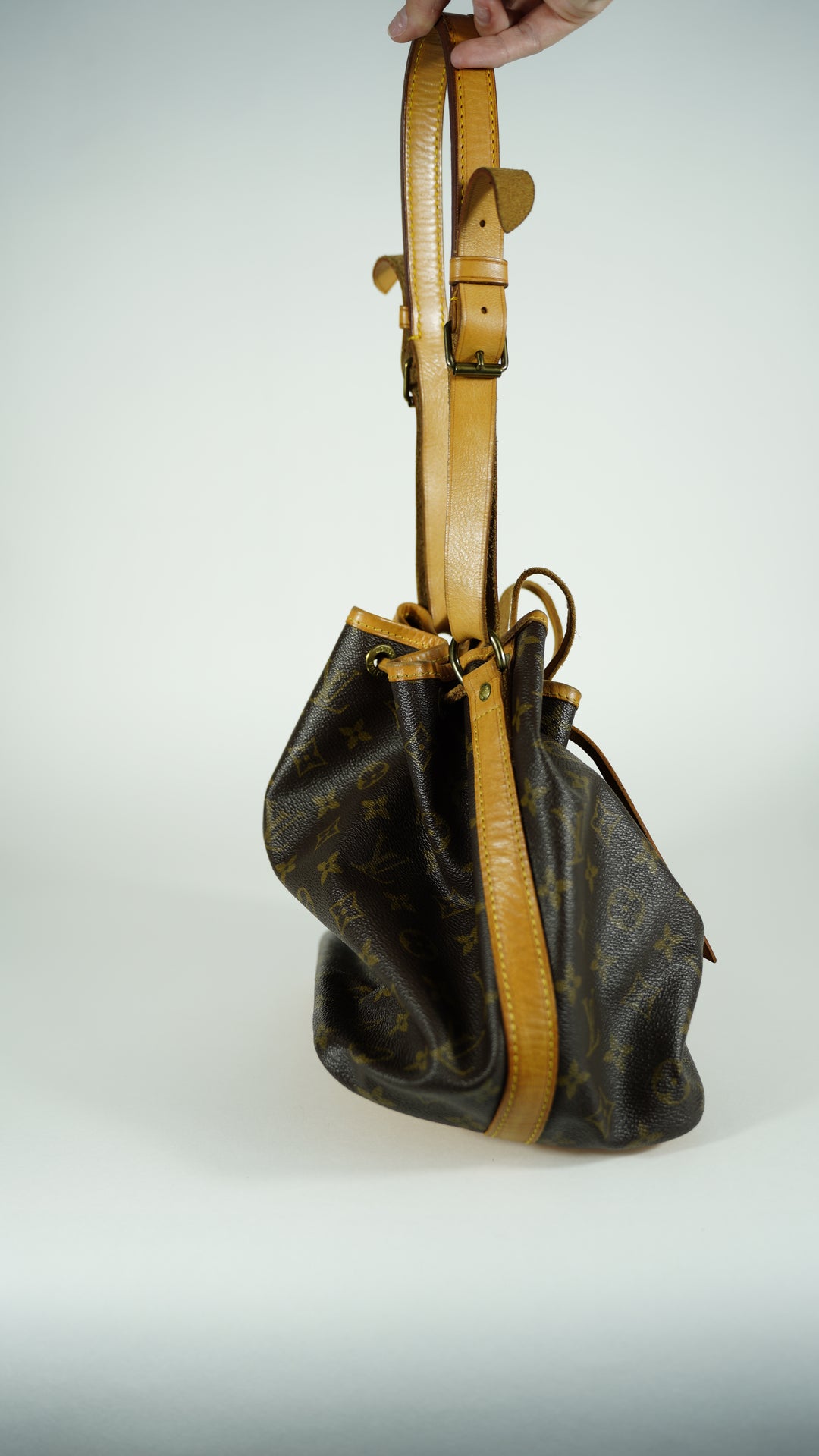 Louis Vuitton Monogram Petit Noe Shoulder Bag SF32