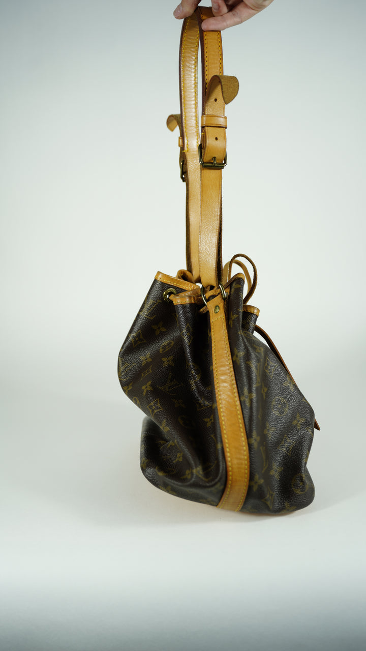 Louis Vuitton Monogram Petit Noe Shoulder Bag SF32
