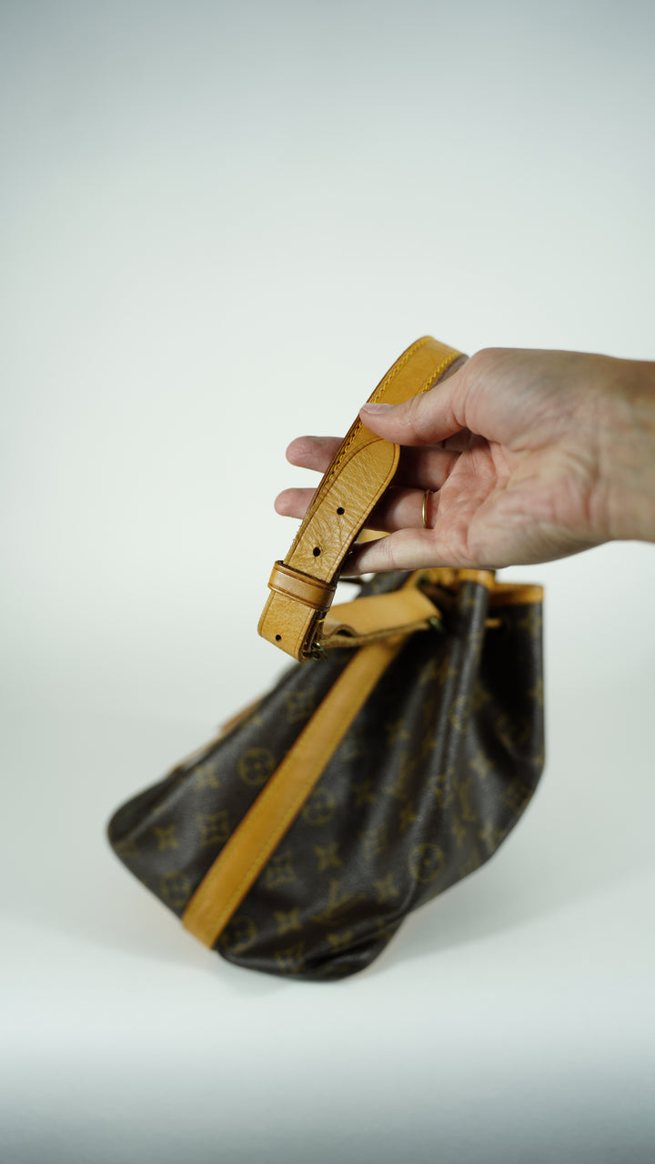 Louis Vuitton Monogram Petit Noe Shoulder Bag SF32