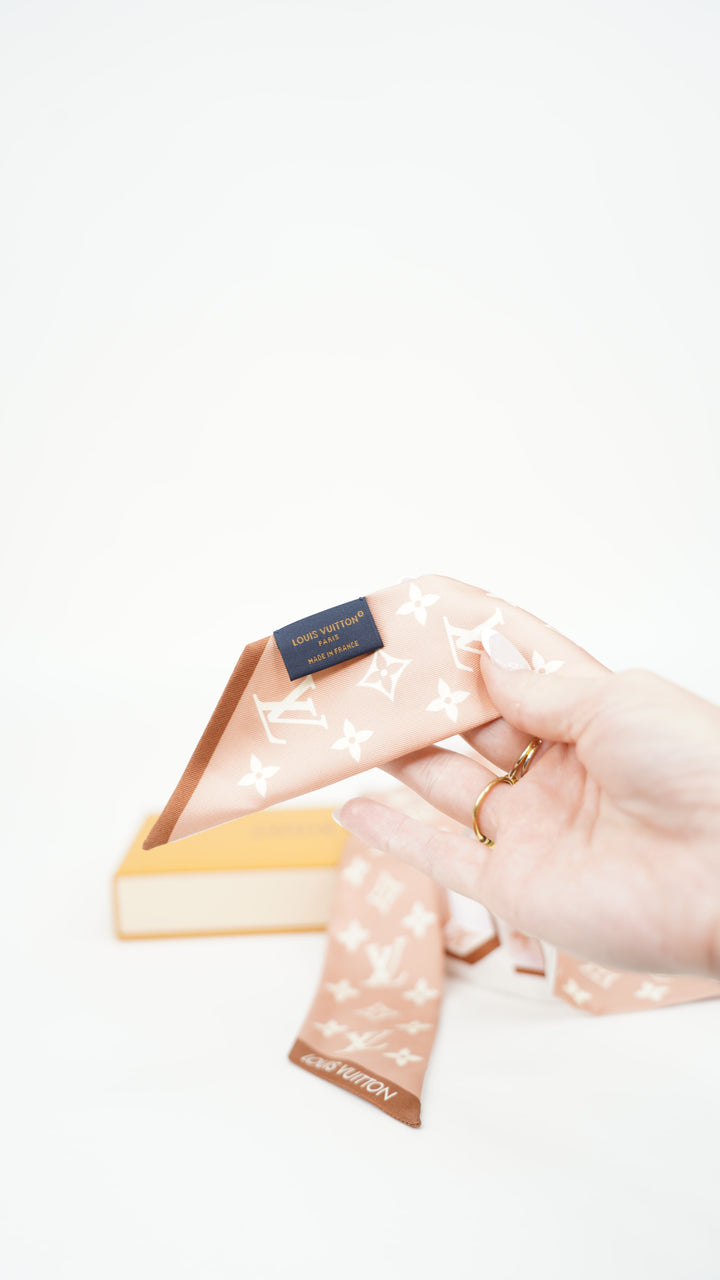 Louis Vuitton Monogram Pink Bandeau BB Ultimate Scarf Silk BM21