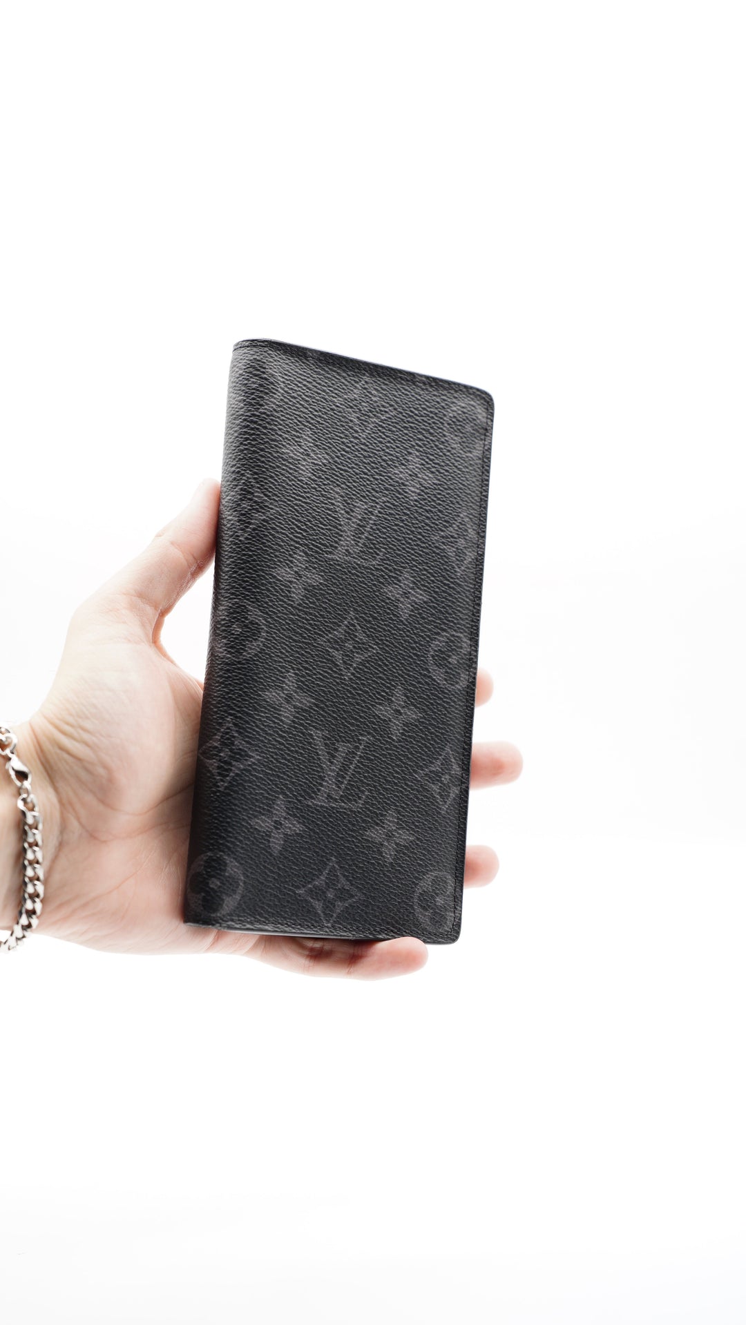Louis Vuitton Monogram Eclipse Brazza Long Travel Bifold Wallet HI1