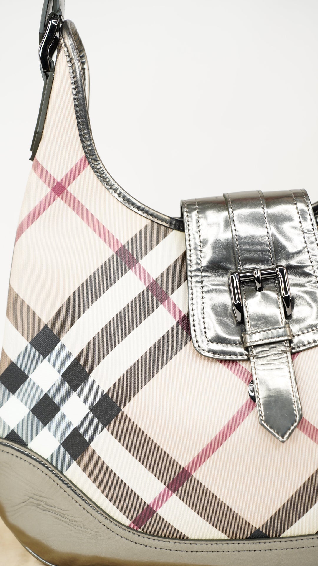 Burberry Nova Check Metallic Silver Shoulder Bag HI61