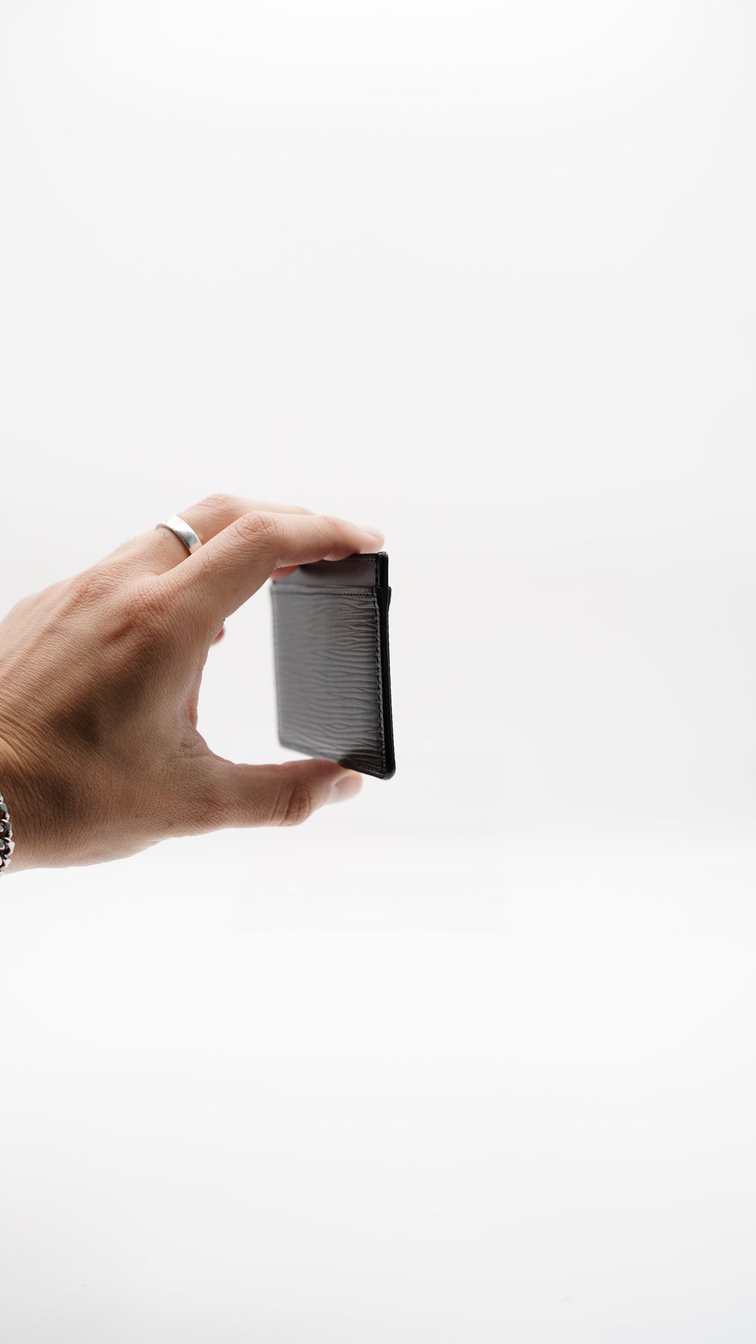 Louis Vuitton Epi Black Card Holder MK27