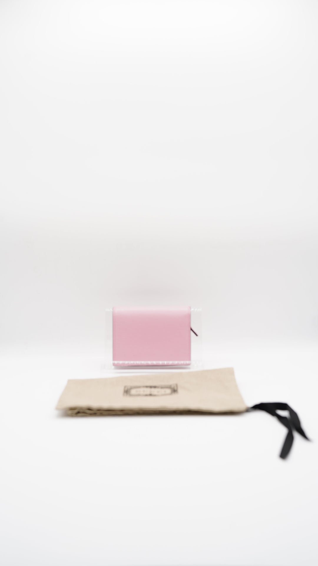 Gucci Leather Compact Single Snap Wallet Pink MK2