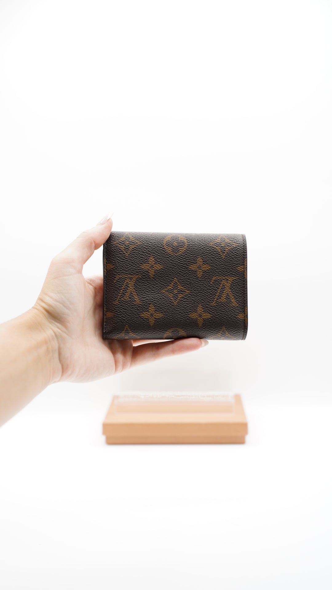 Louis Vuitton Monogram Victorine Compact Bifold Wallet w/Box #122