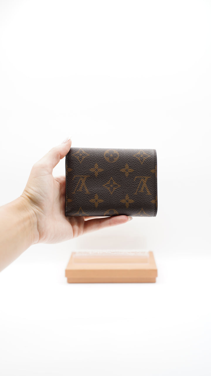 Louis Vuitton Monogram Victorine Compact Bifold Wallet w/Box #122