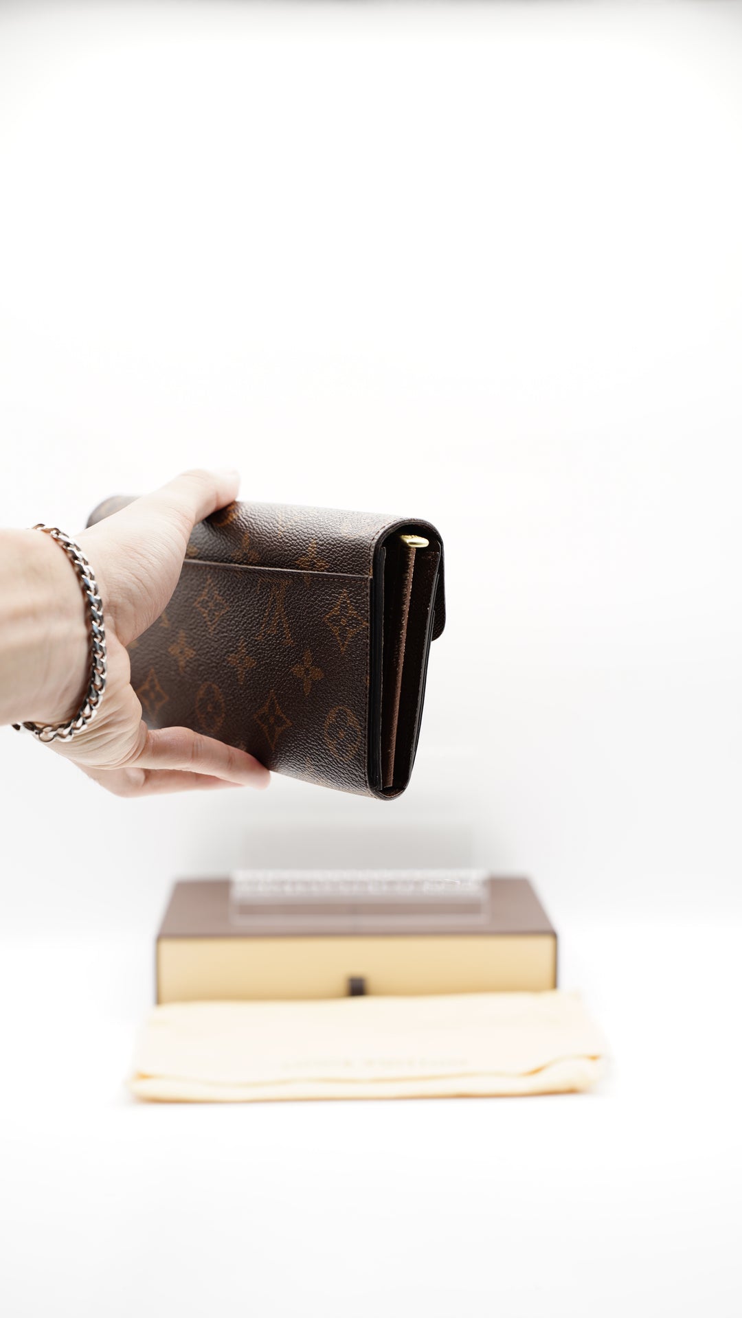 Louis Vuitton Monogram Envelope Sarah Long Wallet w/Full Inclusion #126