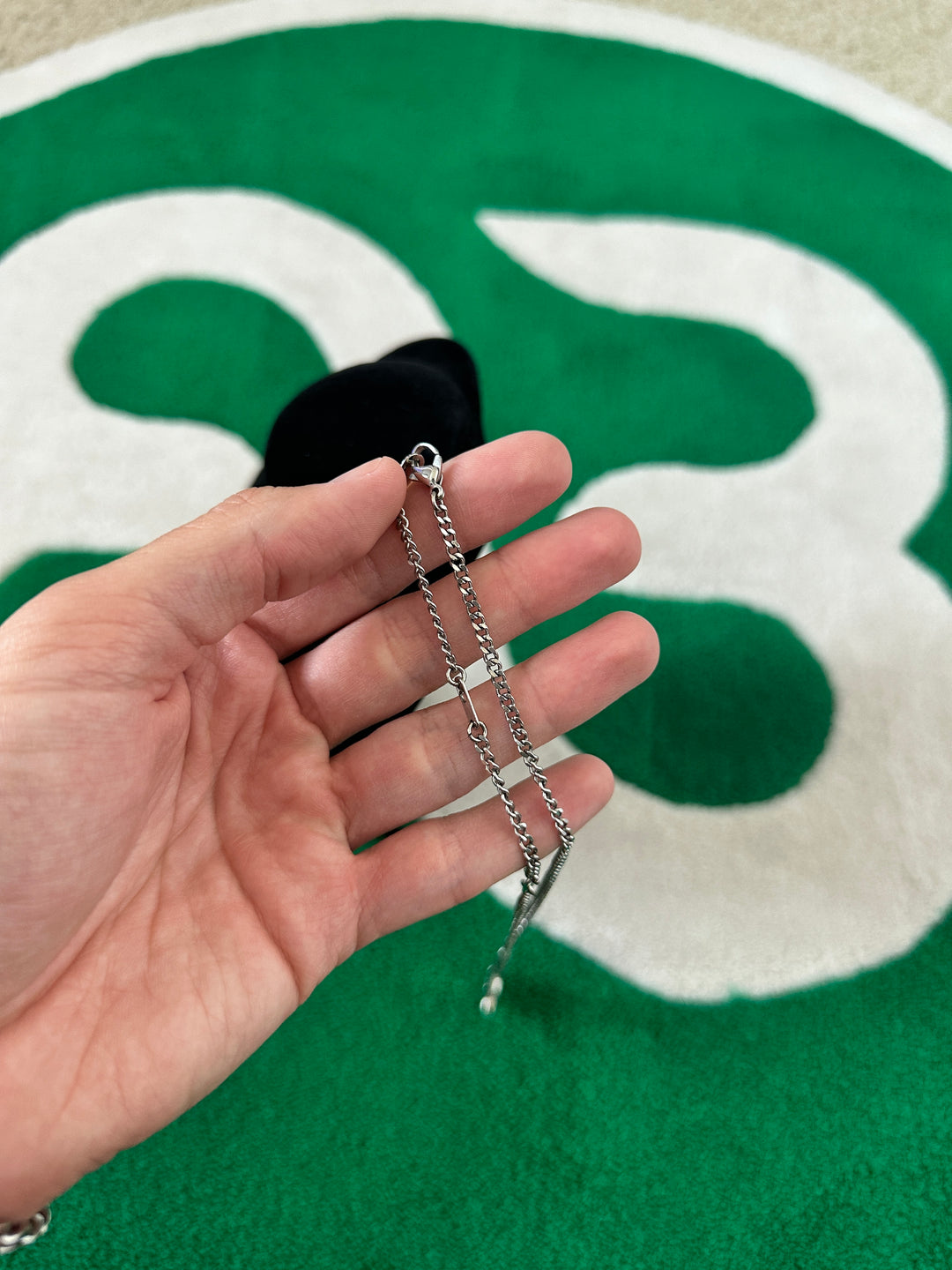Louis Vuitton Silver Pendant Necklace w/Monogram Fleur YU8