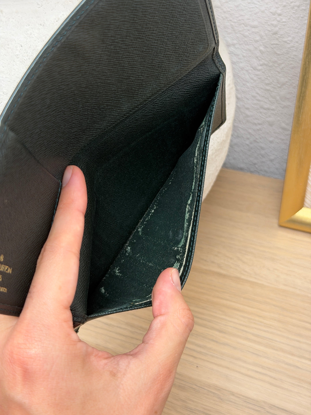 Louis Vuitton Taiga Leather Bifold Wallet Dark Green SL23